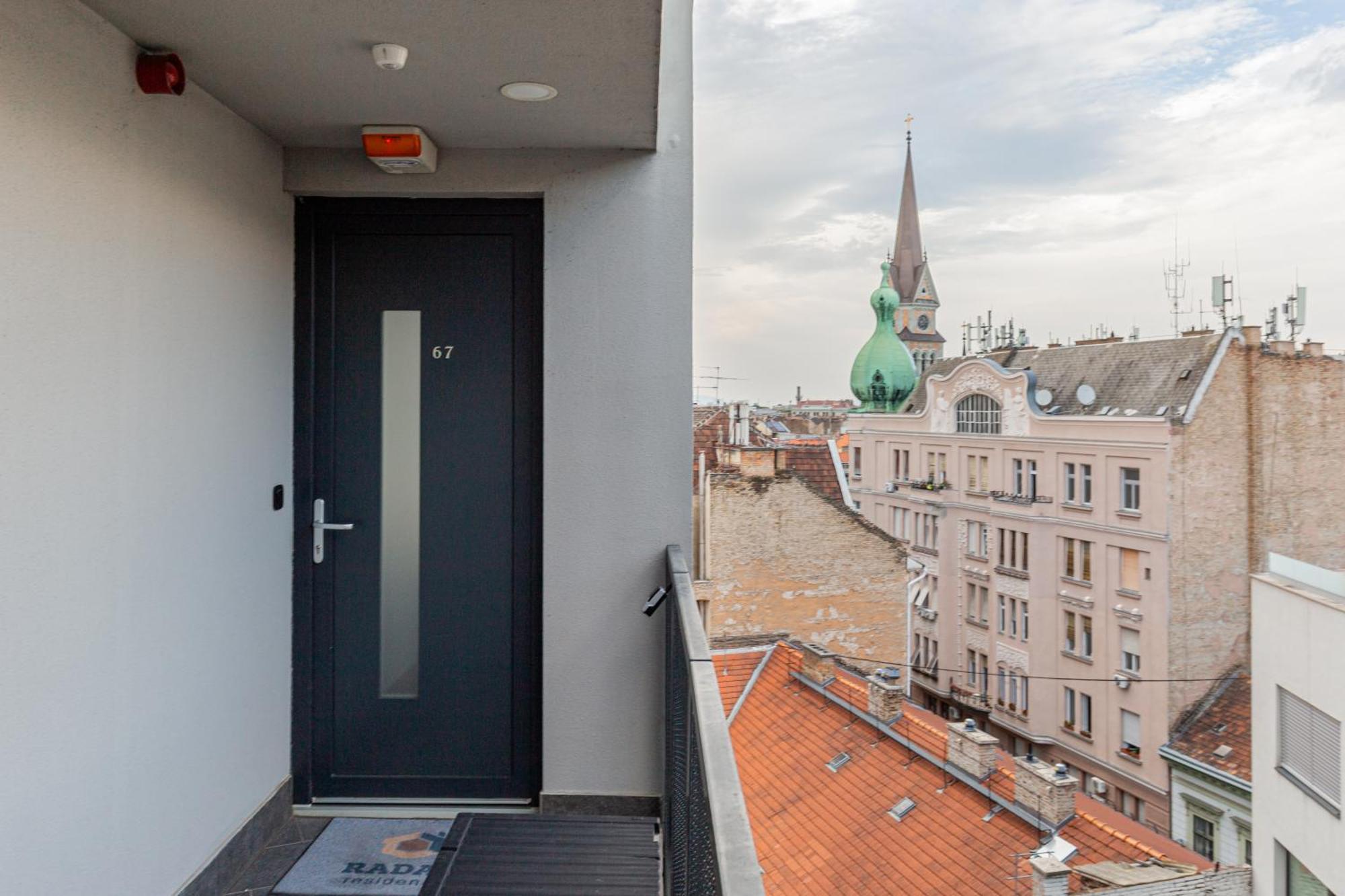 New Penthouse W Double Parking, Panoramic Balcony Appartement Budapest